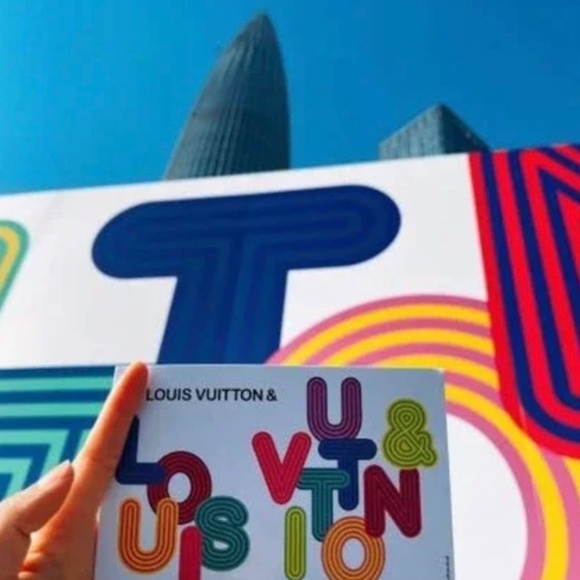 Louis Vuitton & Exhibition Exclusive Shenzhen Event Canvas Eco Tote Bag - Picture 3 of 5